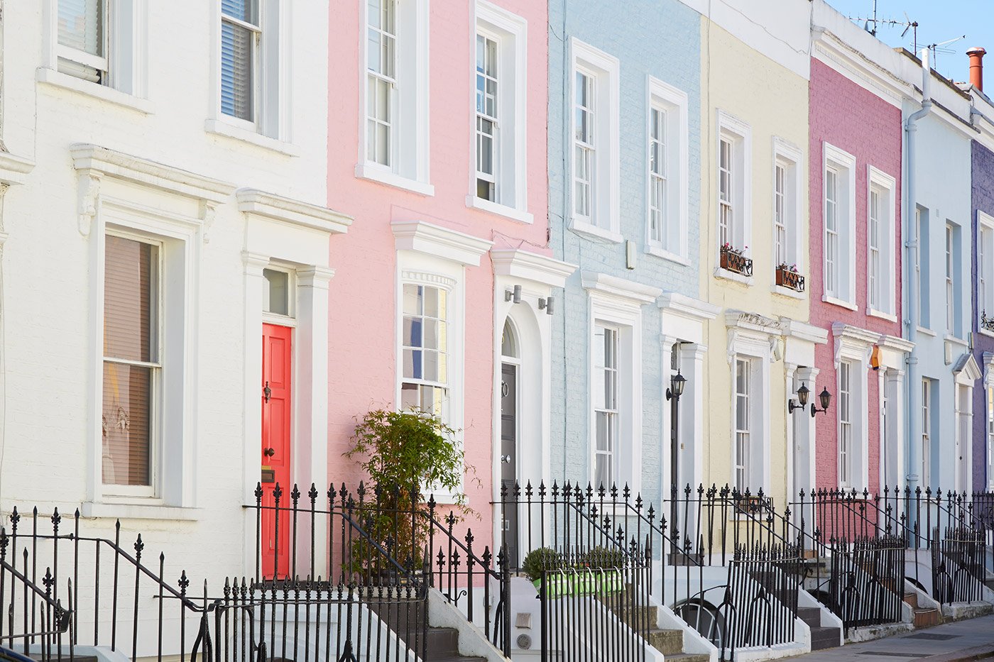 Selling Up? How Do You Find The Right Estate Agent in London?